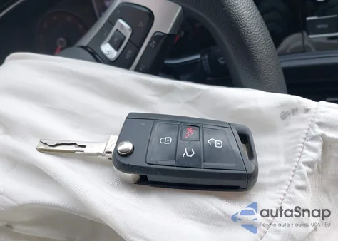 2021 Volkswagen Jetta 1.4T R-Line/1.4T S/1.4T Se z USA, uszkodzony, nr VIN 3VWC57BU2MM088430